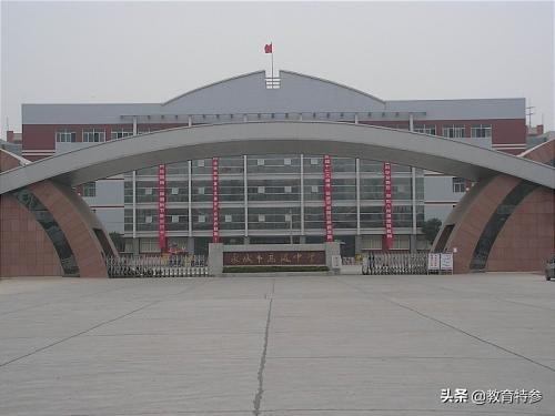 商丘最受认可的6所高中，商丘一高稳居榜首，夏邑高中实力不凡