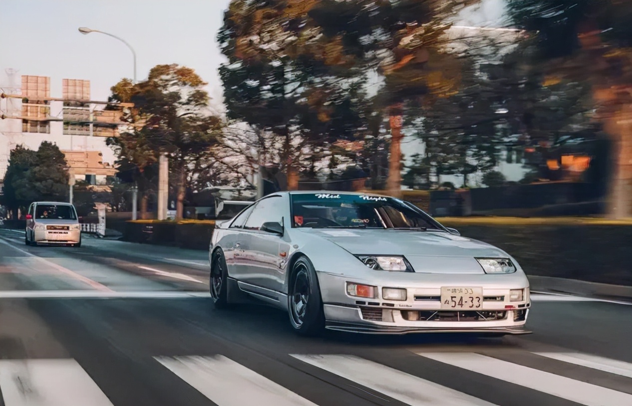 “完美代步车”，3.0T V6折合仅26万，日产Fairlady Z发布