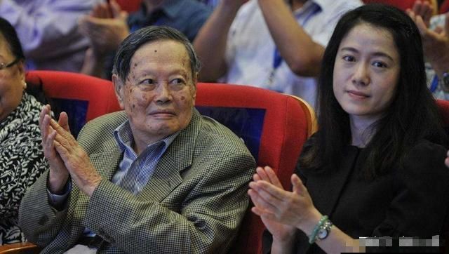 翁帆第一任丈夫是谁43岁翁帆哭着说出了