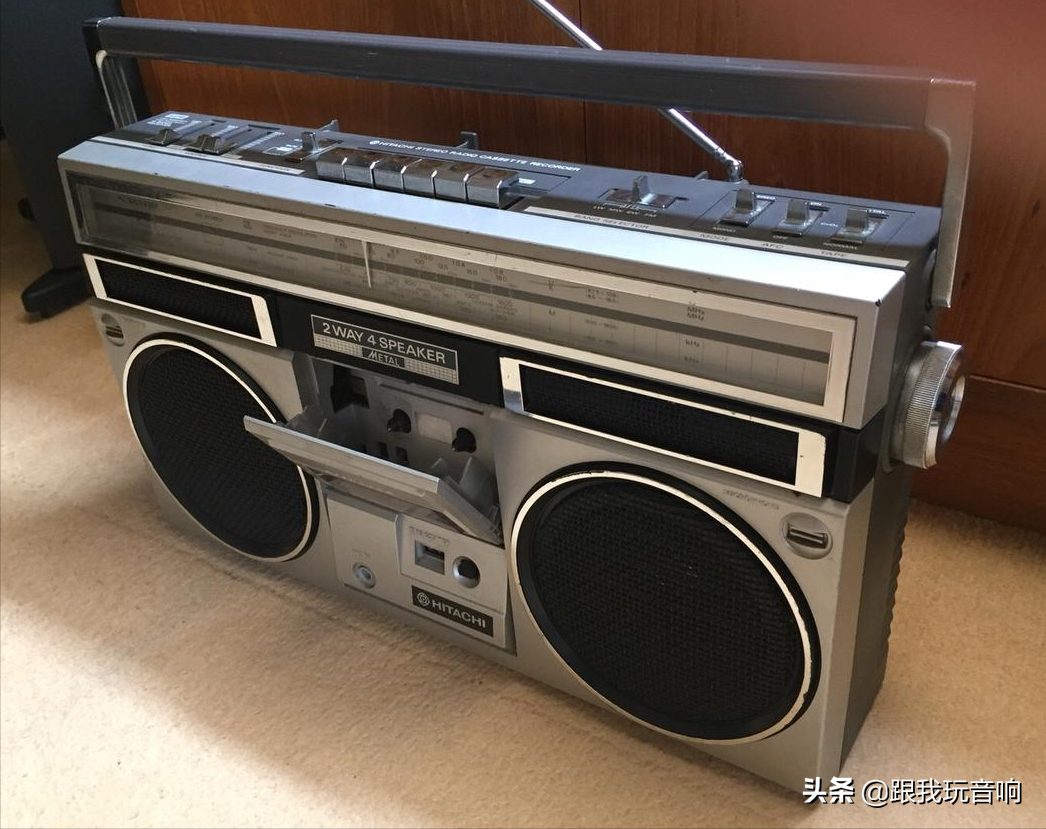 介绍一款日本进口的Hitachi TRK-7250E 便携式收音机-盒式录音机