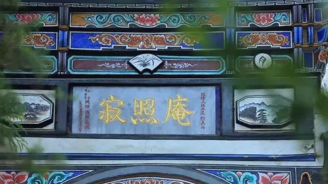 最美的尼姑庵，不烧香只种花，看一眼就想出家