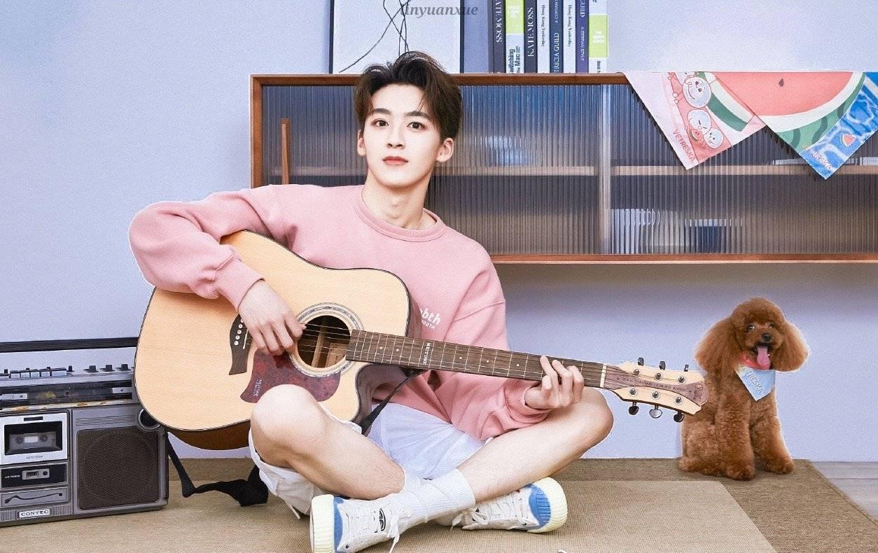 R1SE何洛洛：为出道选择弃考，今出演