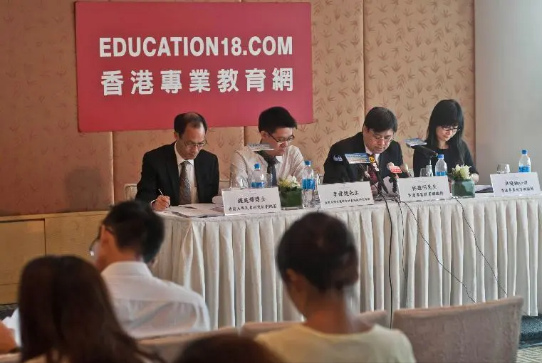 香港大学在本地研究生院中的学术声望惊人，吸引了众多精英申请者。