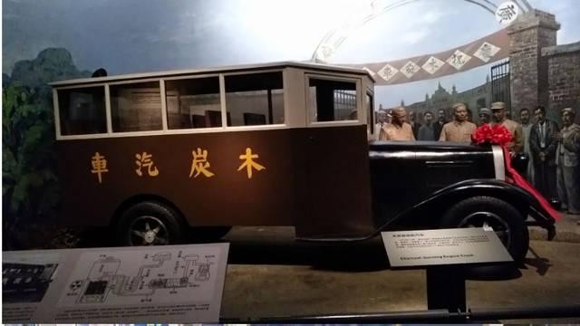 毛泽东首访苏联，参观汽车流水线震惊：我们也要有这样的大工厂