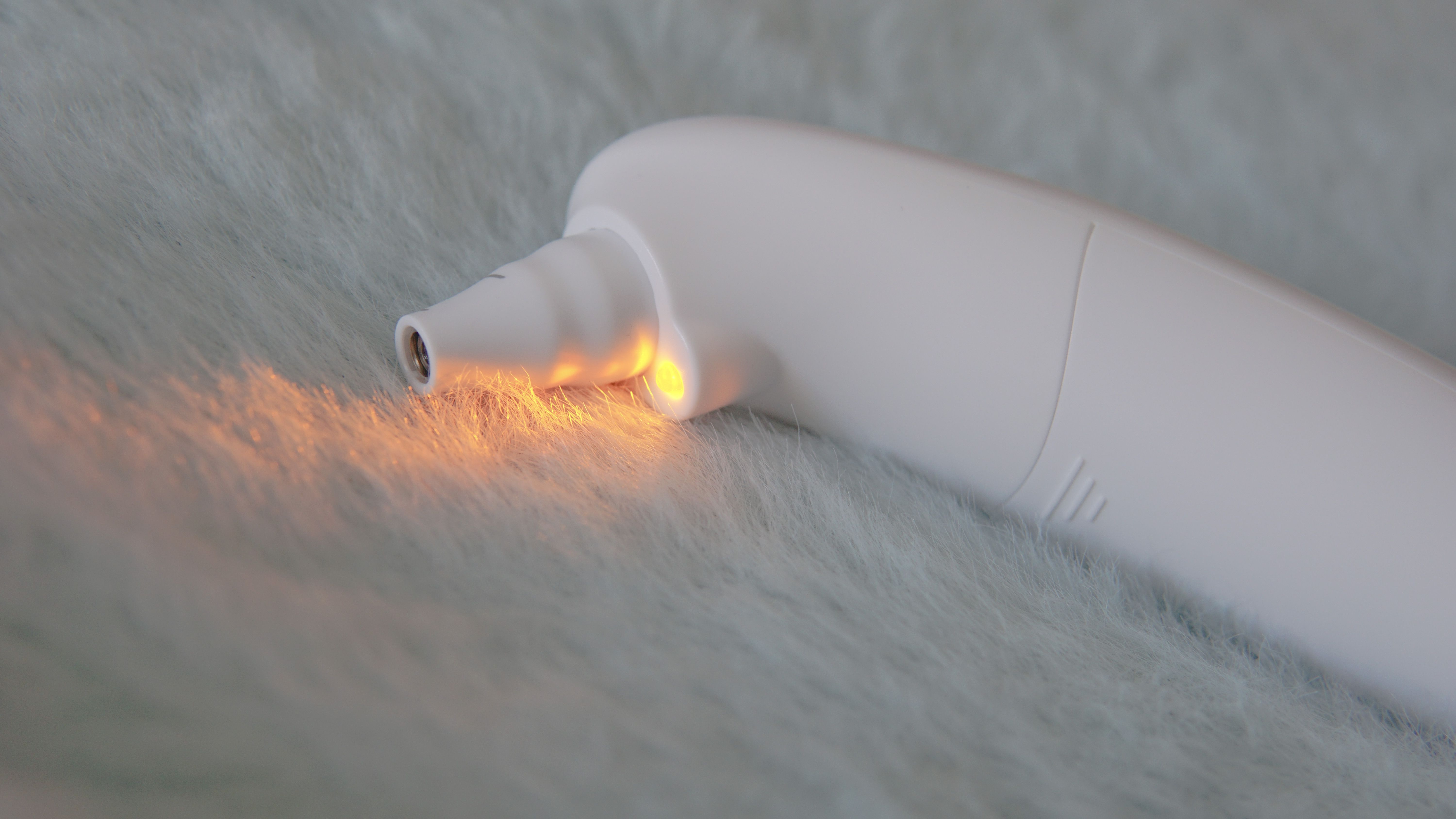 “冷暖自知”只需要一个简单好用的凡米耳温枪