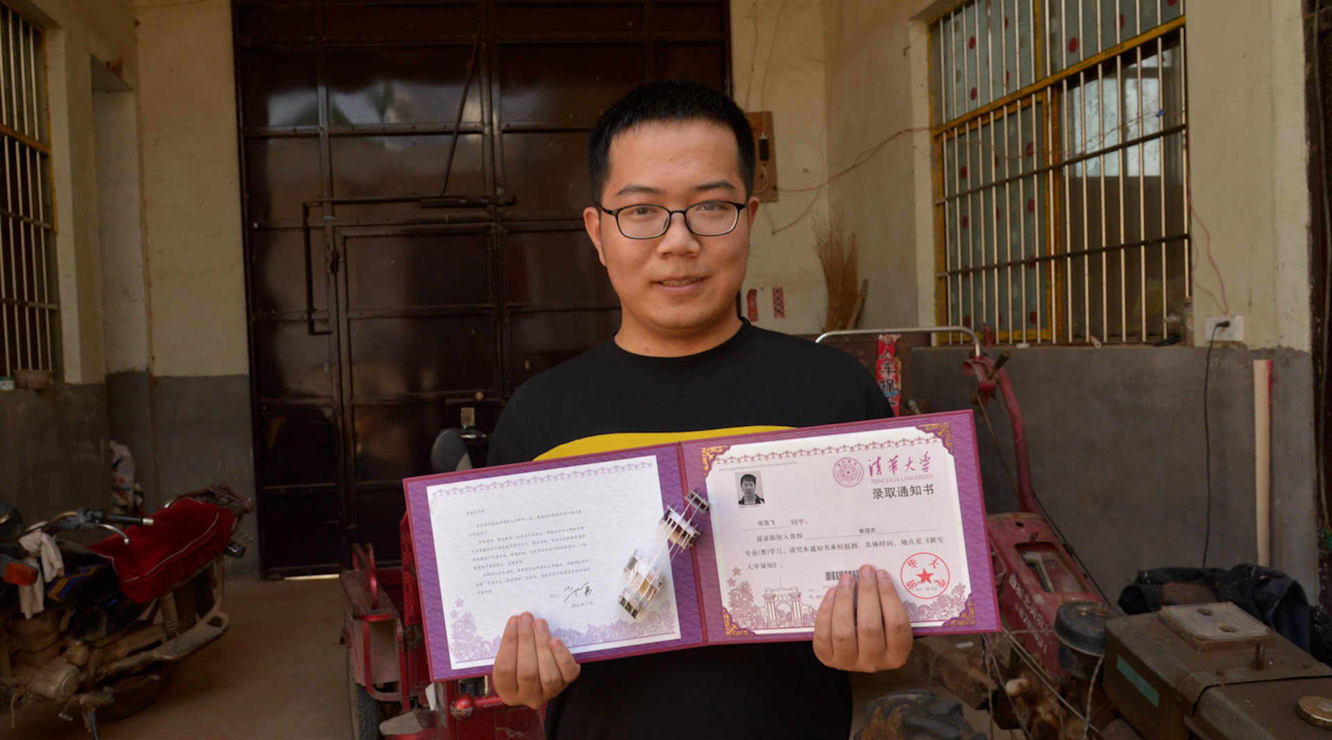 河南农村娃高考裸分700分上清华，父亲奖励一碗10元的牛肉汤庆祝