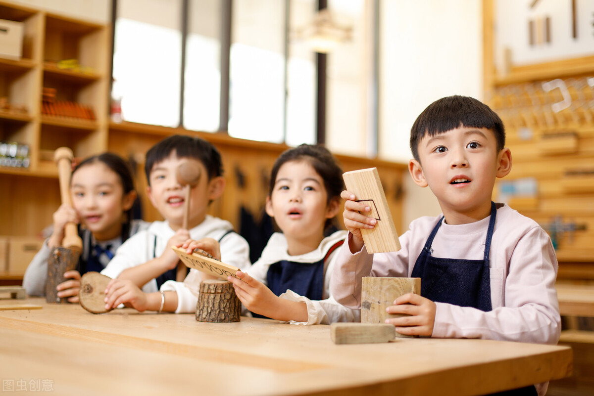 河北幼儿园孩子读宋馨妈妈的《青少年人生格言》，家长反响强烈