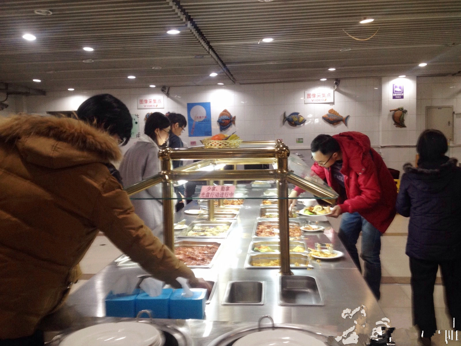 清华大学的伙食有多好？厨师年年外出学艺，为了吃，高考也值得拼