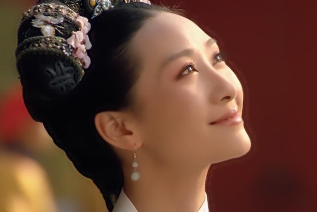 《甄嬛传》没火前演员在干嘛?眉姐姐演抗日神剧,安陵容演红楼梦