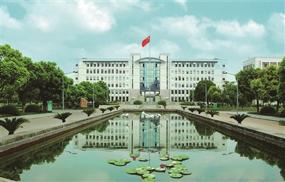 盐城工学院：多方协力助推高质量应用型人才培养