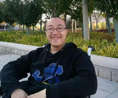 甘肃小伙高考648分，带母亲上清华4年，最后实现人生理想