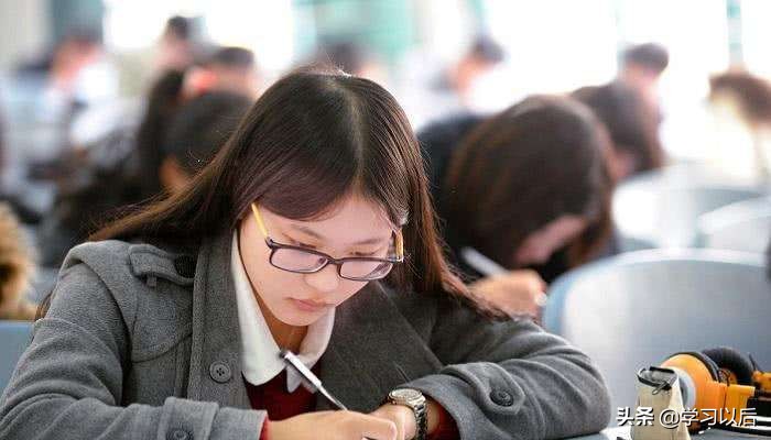 致大一新生：21个大学生必考证书以及考试时间合集，越早看越好