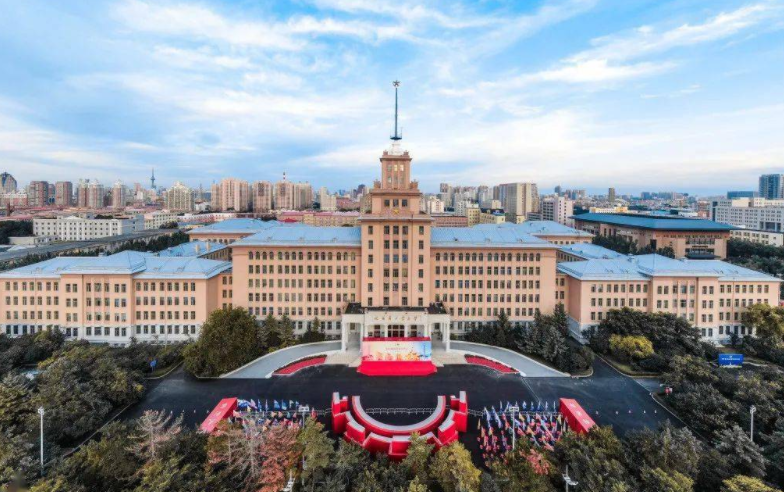 国内工科实力强的大学，被称为中国的“麻省理工”，业界声誉很高