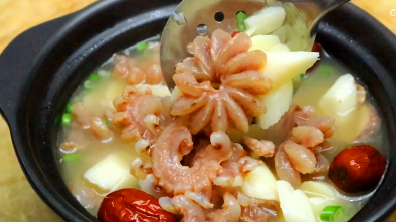 牛鞭汤的做法(手把手教你做饭店的牛鞭汤)