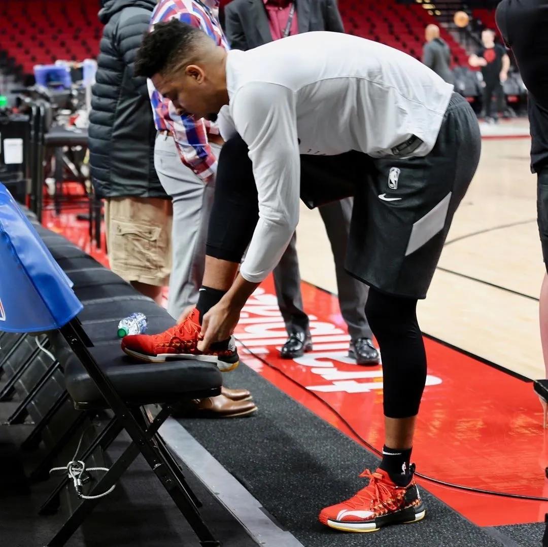 李宁为什么签nba(签了！拉塞尔之后李宁又签了一位NBA球星！这可是总冠军后卫)