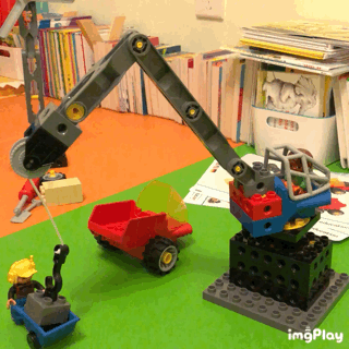 学挖掘机哪家强？乐高教育帮你忙