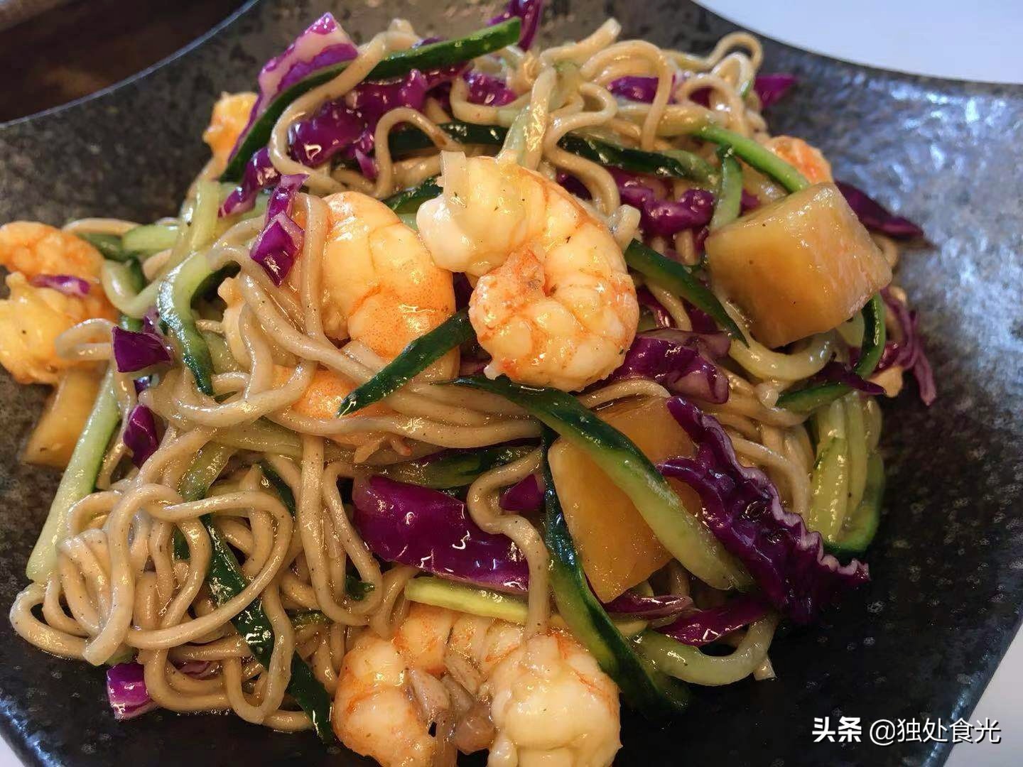 荞麦面做法（分享3种减肥期间吃的面做法）