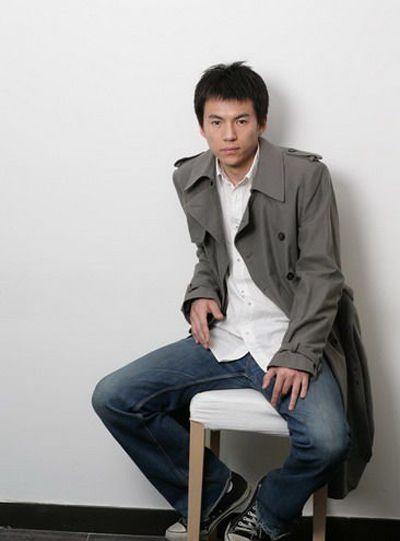 23年豪门阔太的王艳:伺候皇族婆婆当后妈,被小儿轻视,真幸福吗