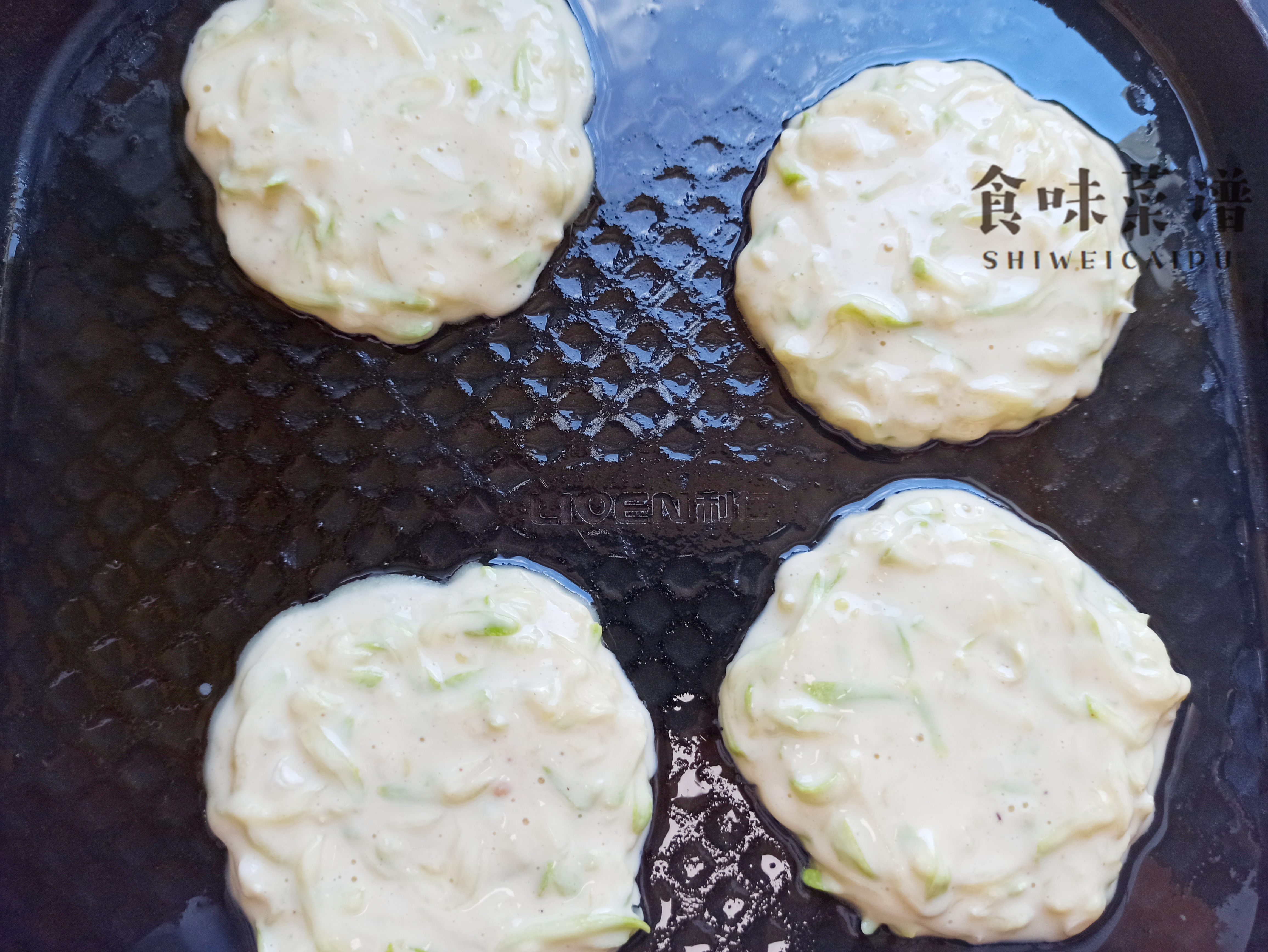 北京人爱吃的糊塌子做法，5分钟出锅，好吃营养又省事，一学就会