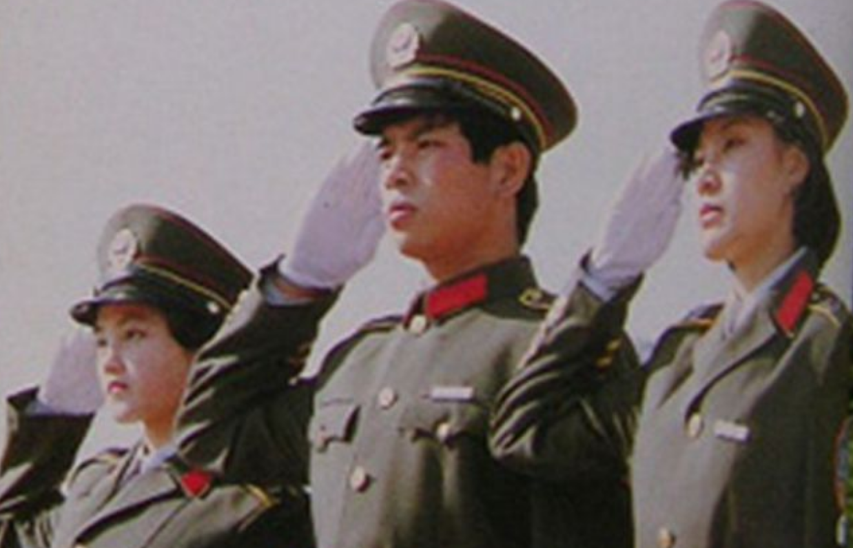 1963年，河北一女会计携1.6万巨款失踪，21年后在水泥地下被发现