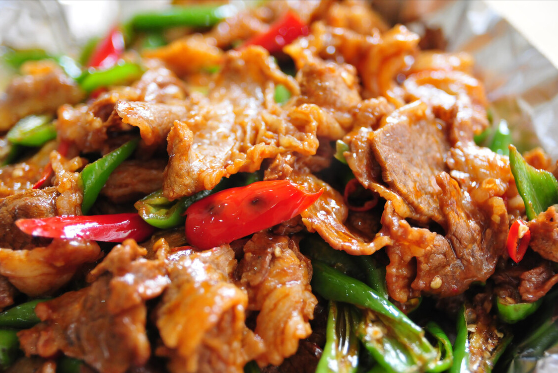 生牛肉炒制技巧：如何炒出嫩滑美味的牛肉
