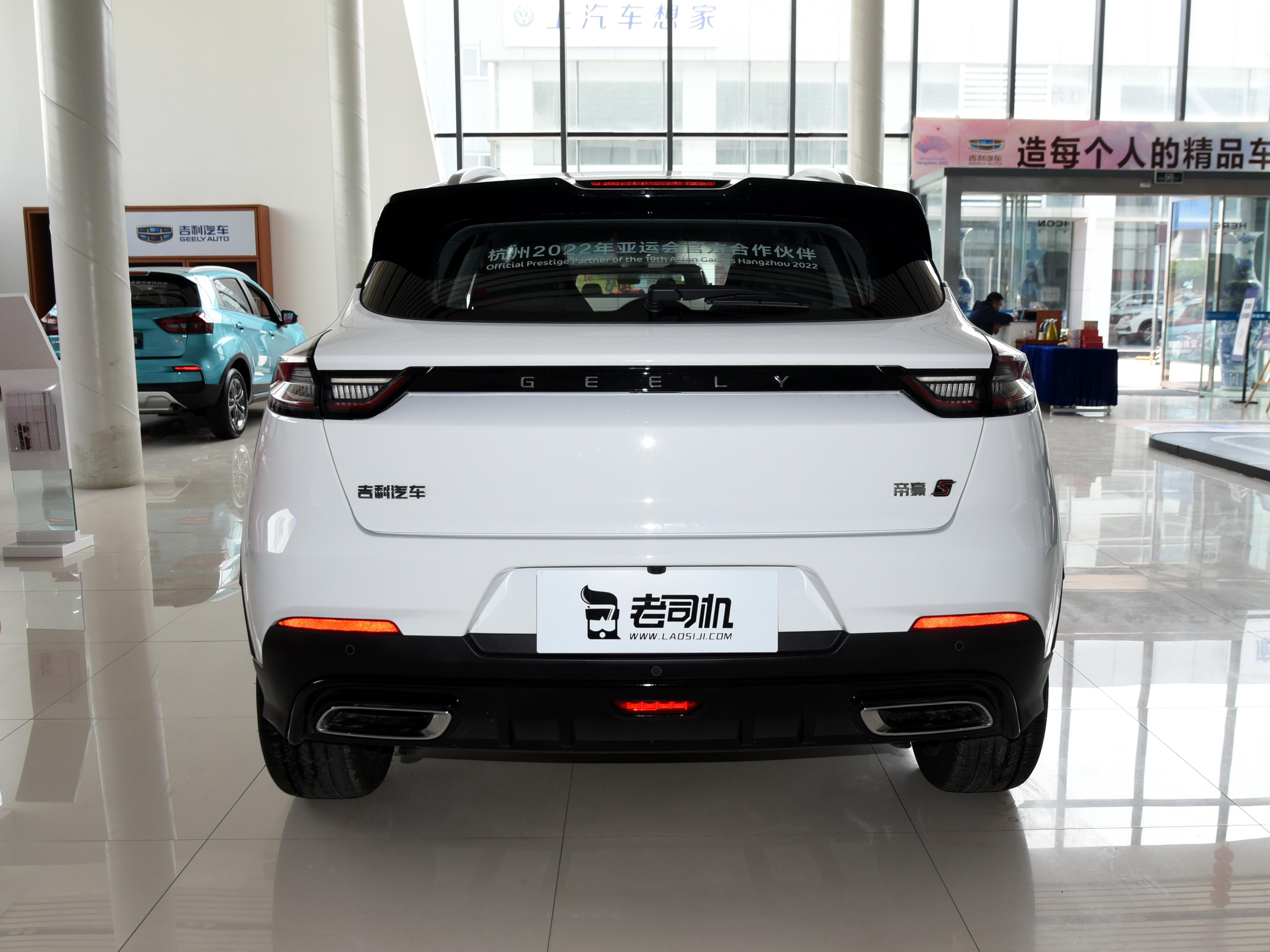 油耗不到6l,高底盘高通过性,廉价suv,实拍吉利帝豪s