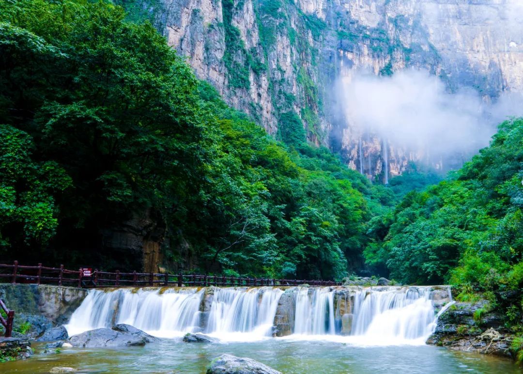一生必去的7大名山，很多人一座都没见过，去过两座以上就太牛了