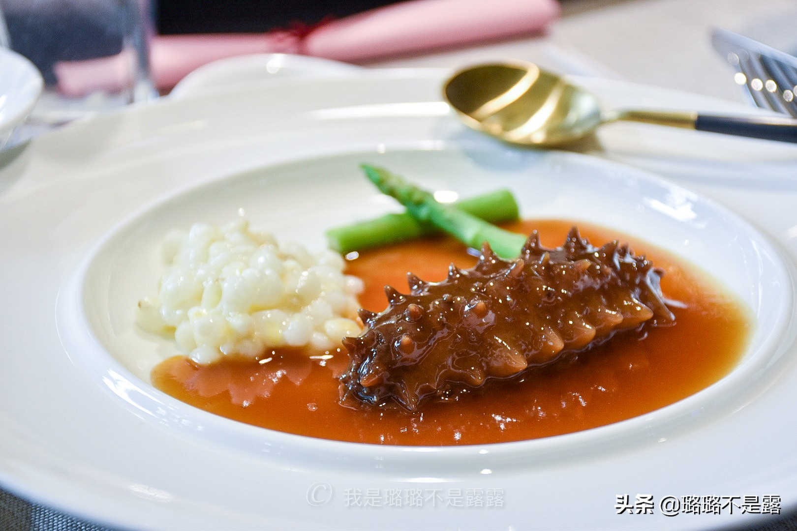 偷得浮生半日，得闲饮茶，食一席茶宴