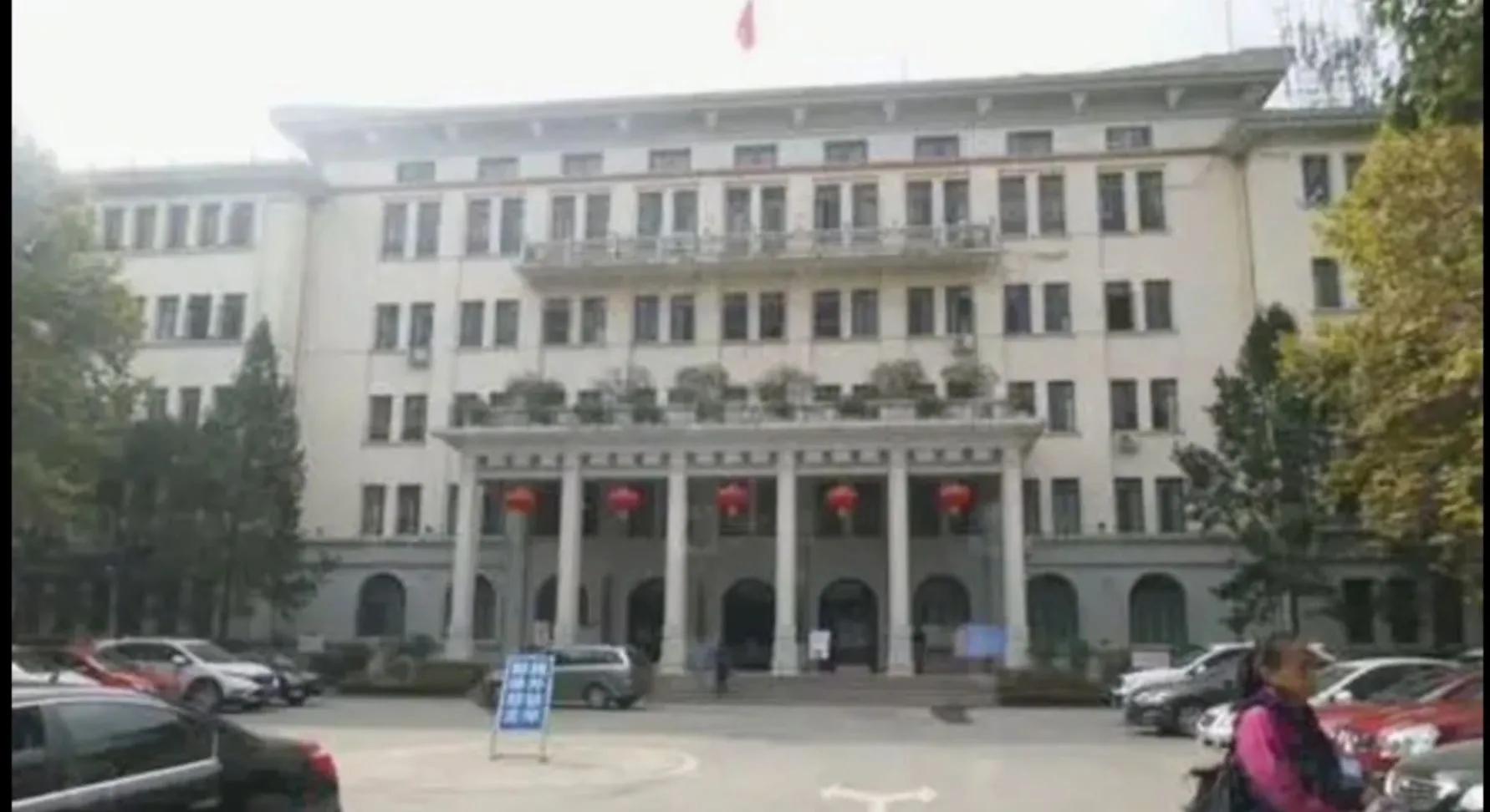 贵州省简称（贵州省6市3自治州简介及政府大楼）