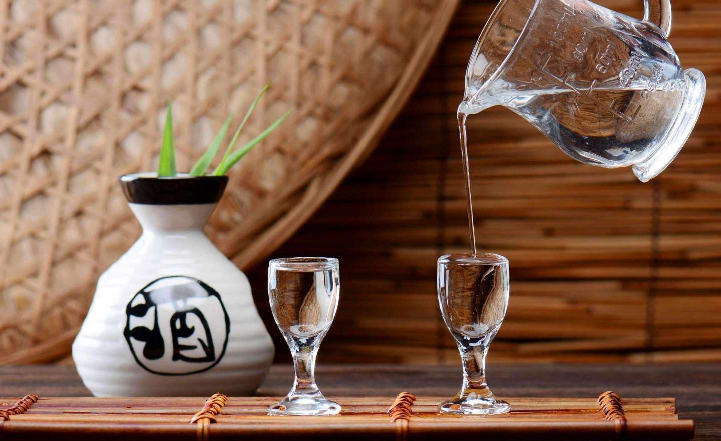 白酒、红酒和啤酒，喝什么酒才对身体好？答案让你意想不到