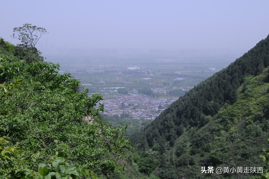 原来这便是秦岭72峪中的白石峪，藏在动物园后面，自驾车能开进山