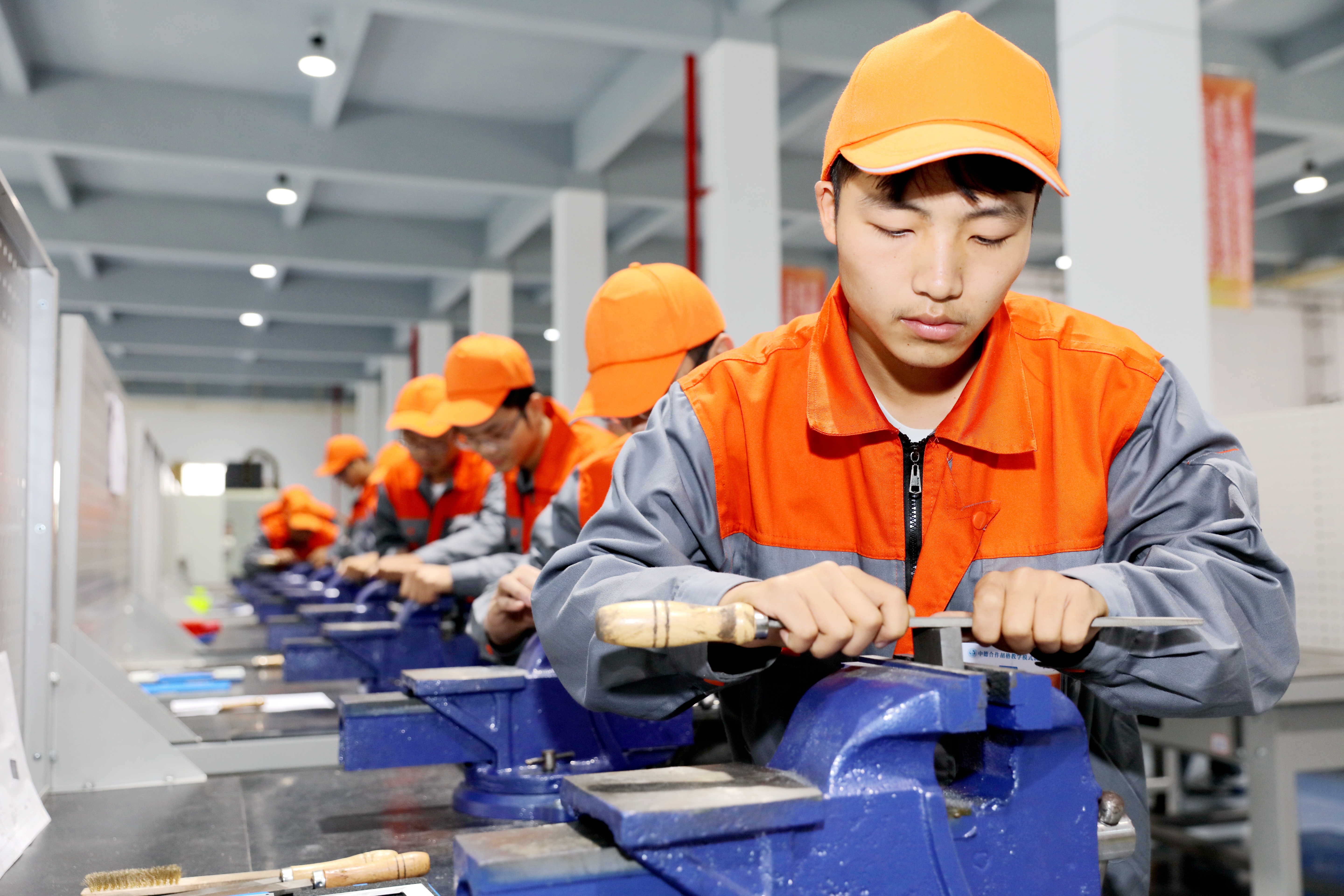 常州工业职院：从“传统轻工”转向服务“智联工业”