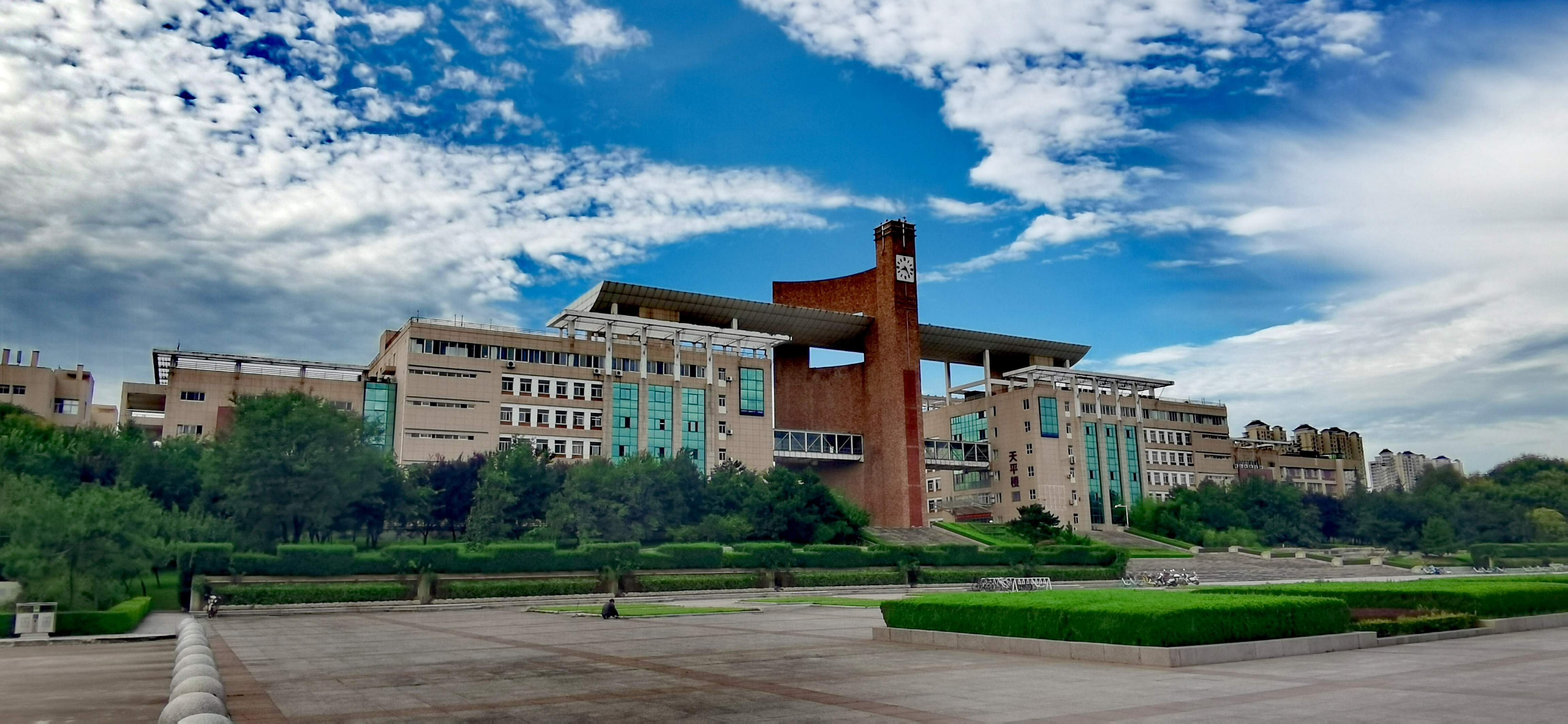 83年校史，换不来一个博士点，西北政法大学何至如此下场？