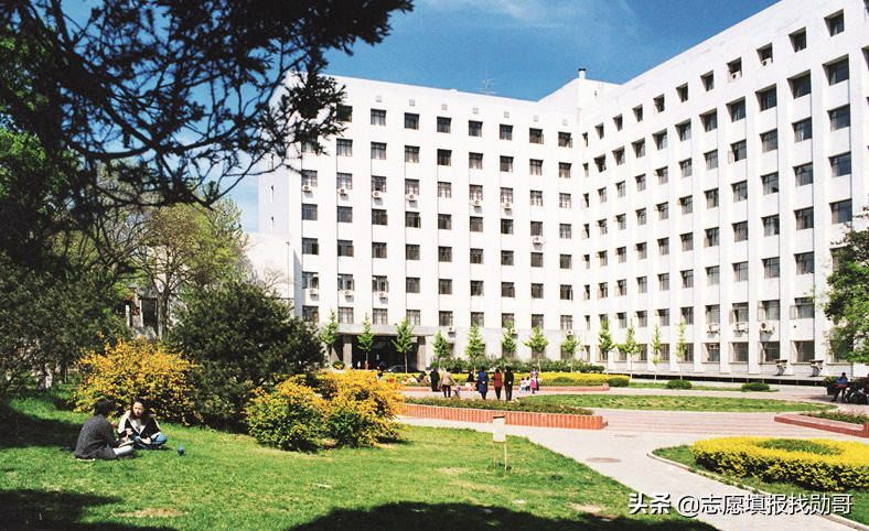 211师范大学（这所师范大学虽然是）