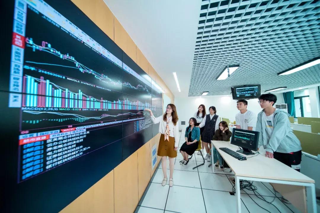 安徽新華學院是幾本?是什么性質學校(圖17)