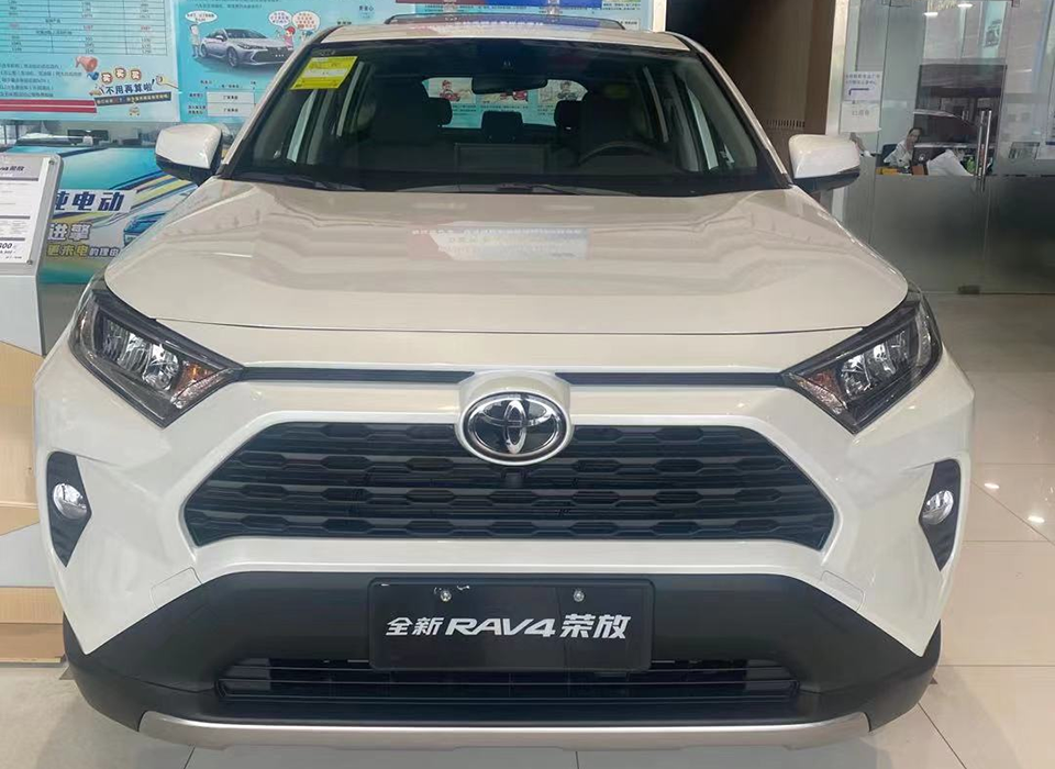一汽丰田RAV4降价1万元，性价比之选