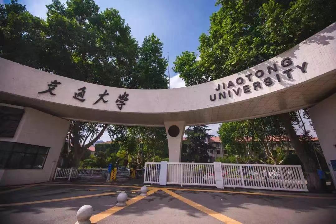 25人同一天登上人民大会堂，毕业于同一所大学！陕西“最牛学神团”火了！