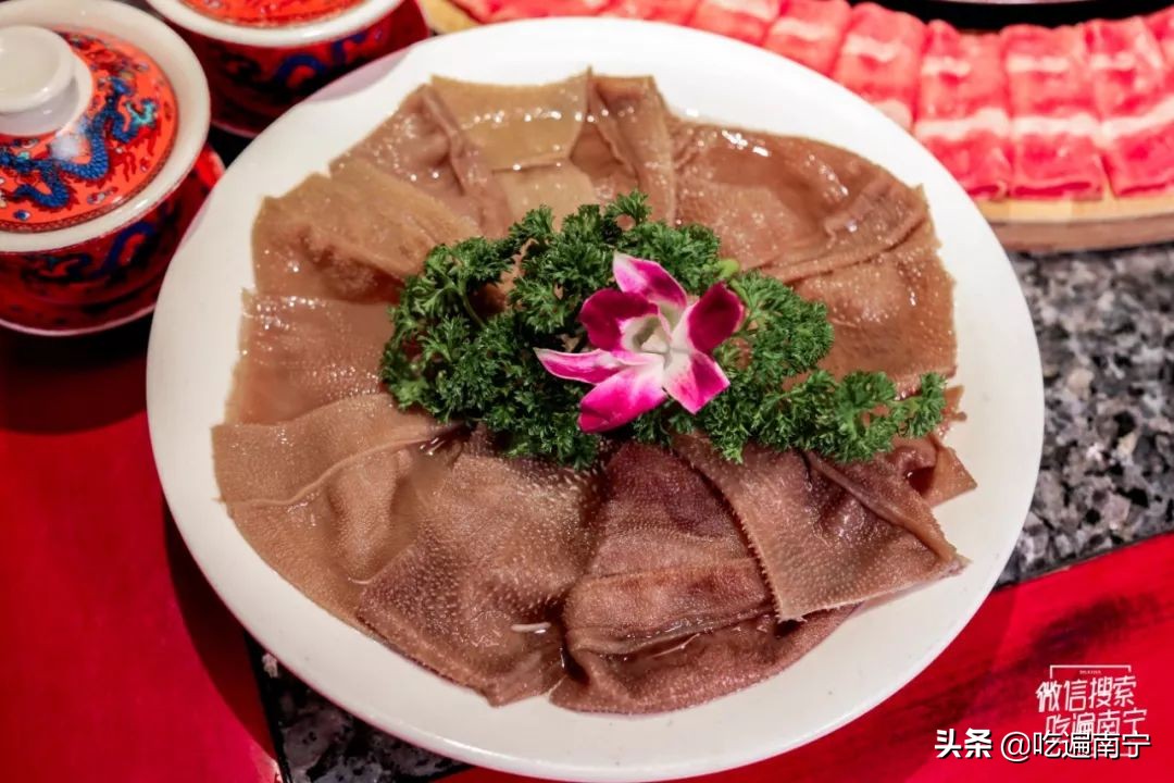 南宁这家武侠风火锅，专吃地道的川味牛油锅