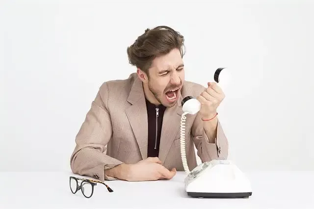 聪明人的活法:不跟自己较劲,不和小人计较,不与破事纠缠