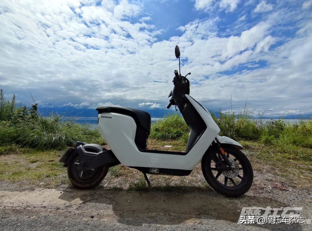 骑着Honda V-GO游大理，租车攻略来了