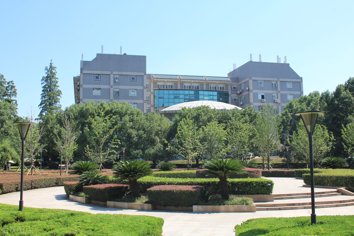 武汉大学2021年艺术类录取成绩合格线发布，附招生计划录取原则