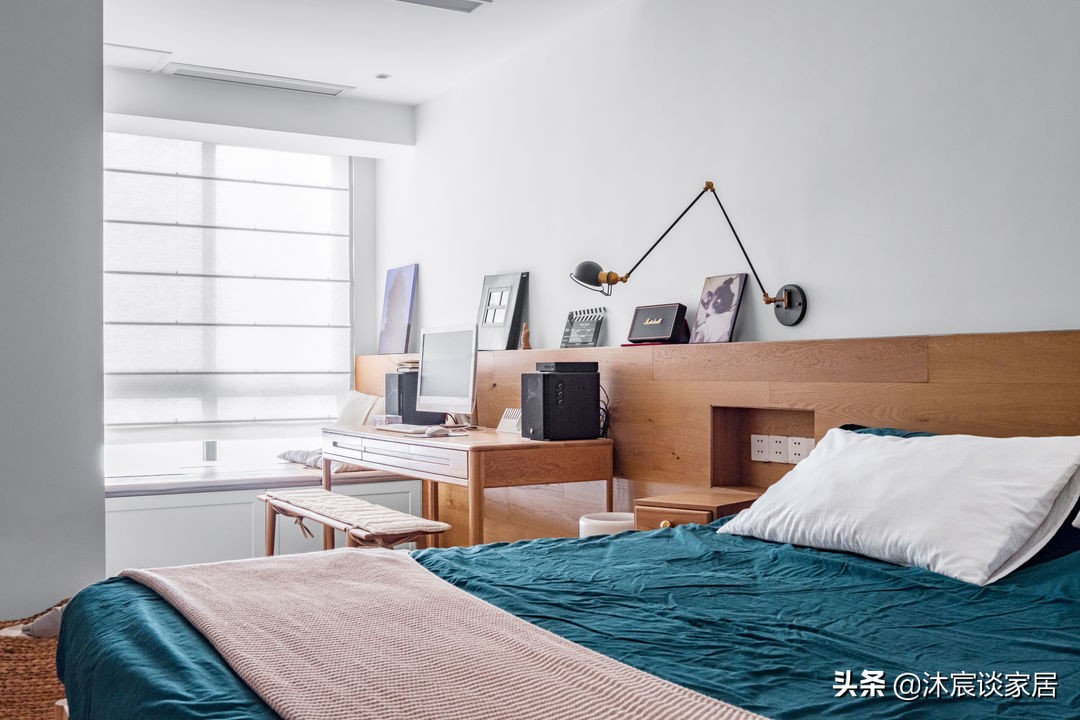 向往田园生活的夫妻俩，把家装得清爽大方，还有让人快乐的大阳台