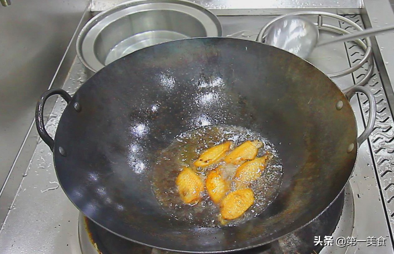 可樂雞翅怎么做,可樂雞翅怎么做?視頻
