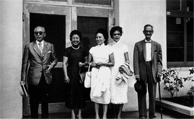 北大校长：有三段婚姻，婚后却靠朋友家蹭饭度日，77岁上法庭离婚