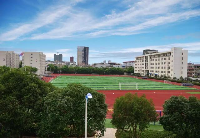 江西、河北、湖北高考状元已经出炉，他们来自哪些学校呢？