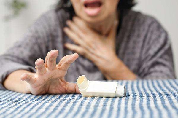 嗓子痒、一直咳嗽不见好，或患有三种病！科学调养，远离咳嗽困扰