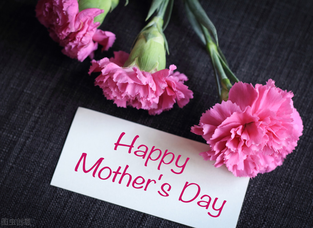 Mothers Day Is Here — Say Mom in English and Celebrate Her Love!