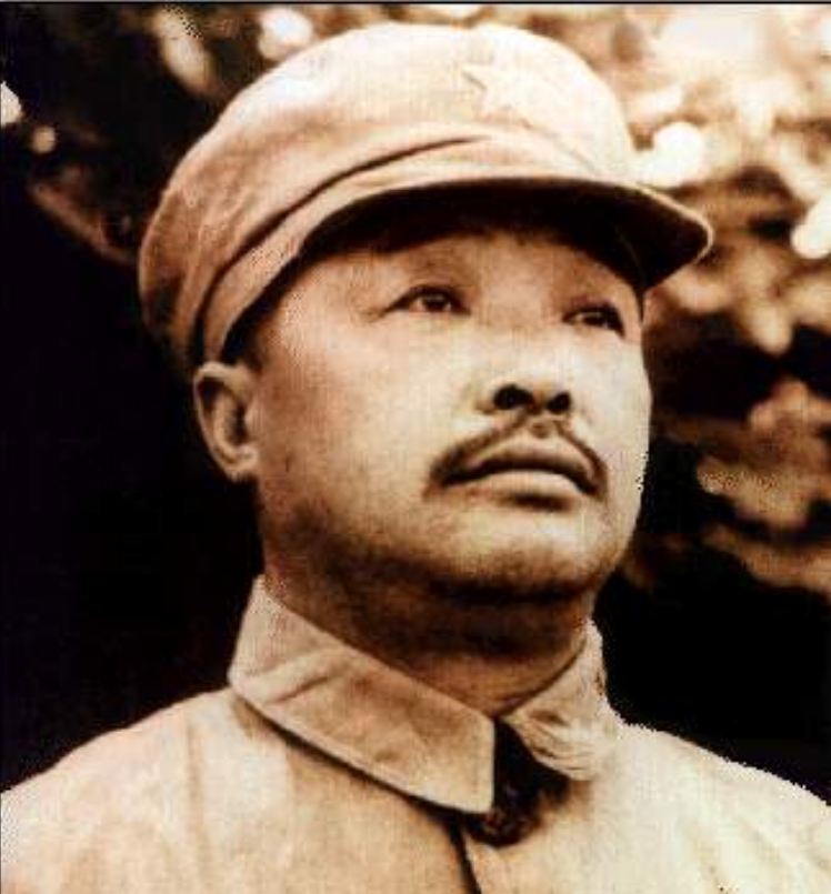 1937年，一乞丐点名见任弼时，任弼时痛哭：我们给你办过追悼会了