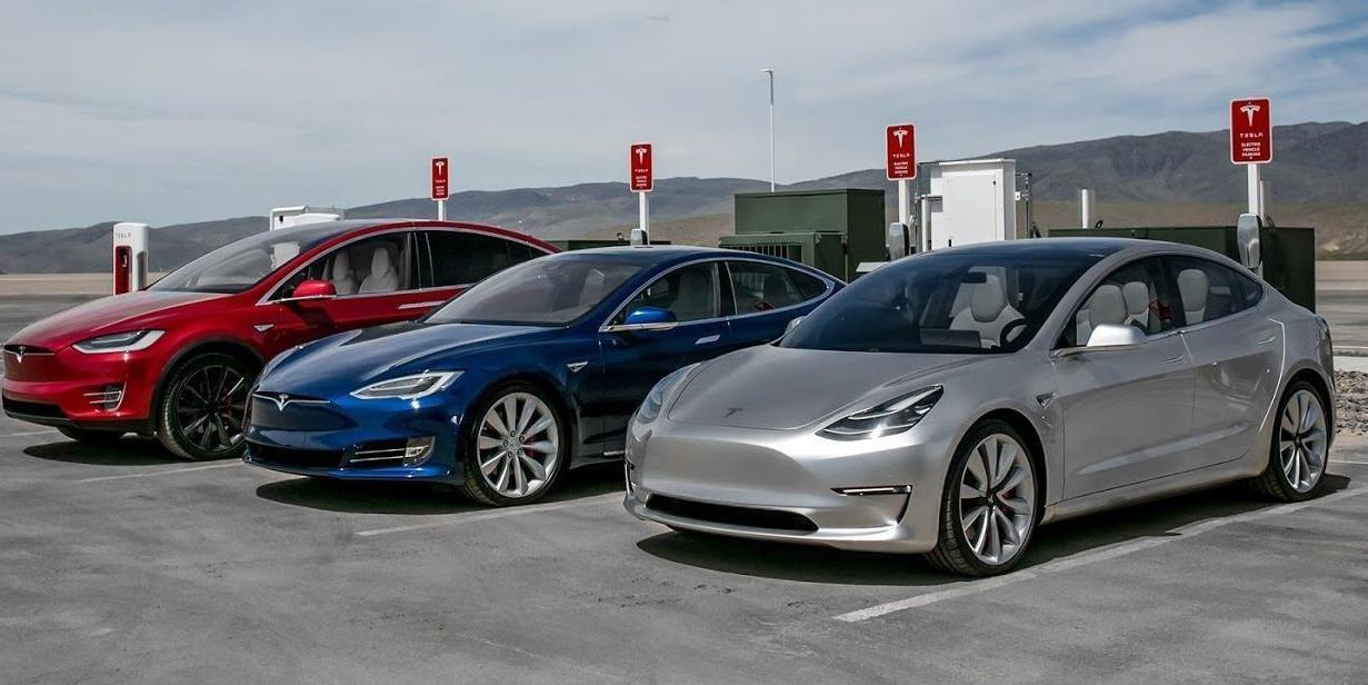 恒大汽车蒸发6000亿市值，新能源汽车“卷疯了”？