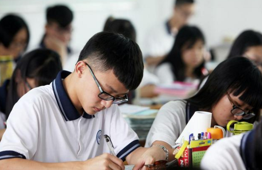 2021新高考“三大变化”，对男同学影响大，15%可能要无缘普本了